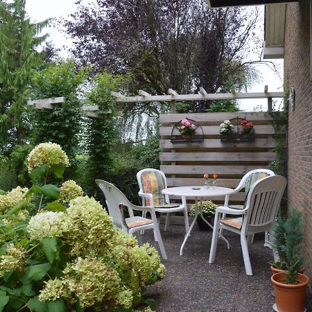 Cozy Vacation Home With A Private Garden Mantinge Extérieur photo